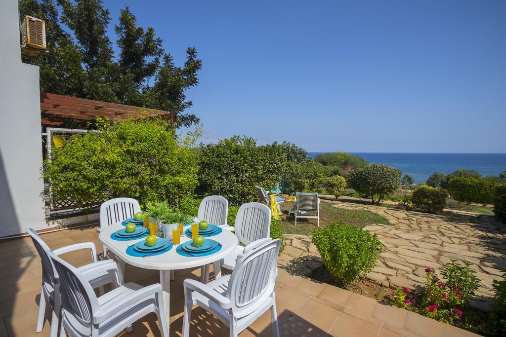 Protaras Beachfront Sirina Lina Suite Paralimni Eksteriør billede