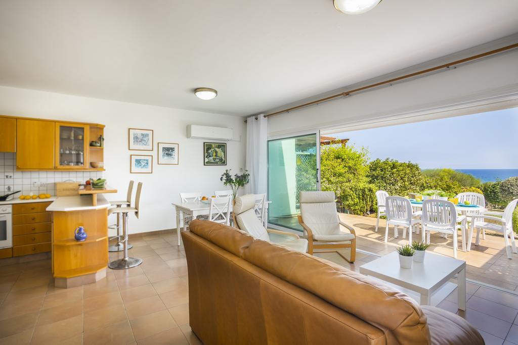 Protaras Beachfront Sirina Lina Suite Paralimni Eksteriør billede