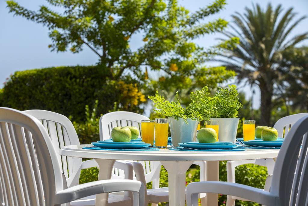 Protaras Beachfront Sirina Lina Suite Paralimni Eksteriør billede