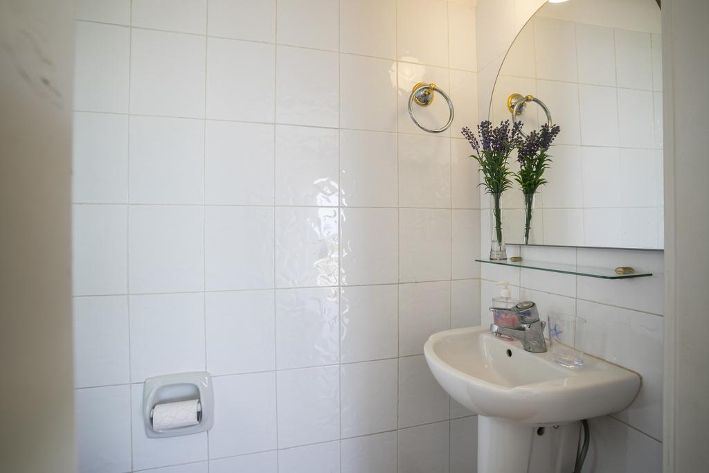 Protaras Beachfront Sirina Lina Suite Paralimni Eksteriør billede